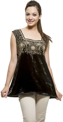 

Kashana Fashions Party Sleeveless Embellished Women' Black Top, Velvet black