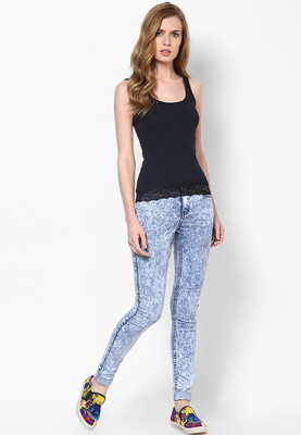 

Only Casual Sleeveless Solid Women' White Top
