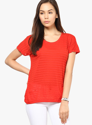 

Vero Moda Solid Women' Round Neck Red T-Shirt, High risk red