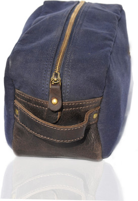 

Crapgoos Dr Design's Travel Shaving Bag(Blue)