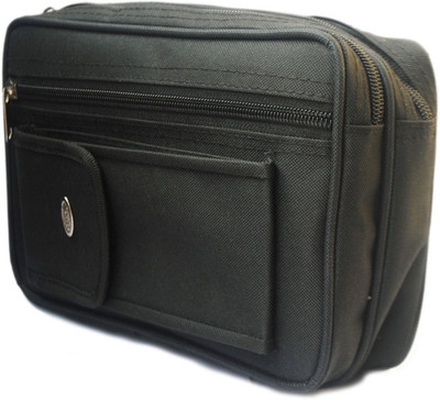 

Modish Designs Travel Hanging Bag Organizer Travel Shaving Kit & Bag(Black)