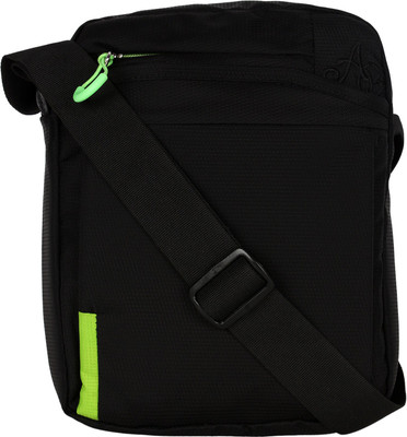 

Atlaa Batlaa ABUB16007 Travel Toiletry Kit(Black)
