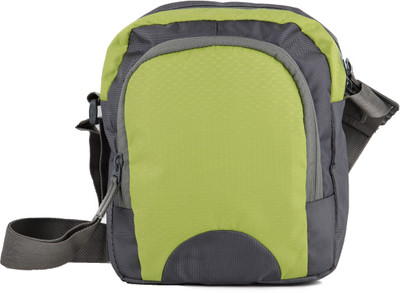 

Igypsy IGYPSY CASH Blue O2 Utility Bag Travel Toiletry Kit(Green)
