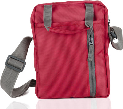 Igypsy IGYPSY Traveller Green O1 Utility Bag Travel Toiletry Kit(Red)