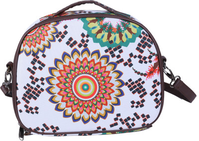 

Bag Srus Hawai Travel Toiletry Kit(Multicolor)