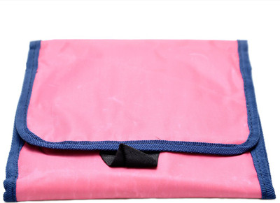 

Familiz Trifold Travel Toiletry Kit(Pink)