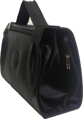 Essart Tri fold Travel Toiletry Kit Travel Toiletry Kit(Black)