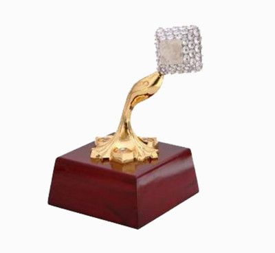 

Frontfoot Sports FTK Premium Crystal 61 (30 cm) Trophy(30 cm)