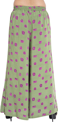 

Forever 9teen Regular Fit Women's Green Trousers