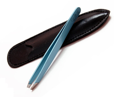 

Cealine tweezer with packing