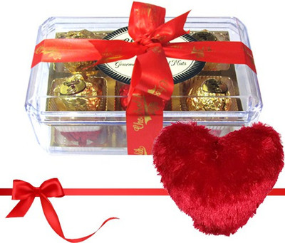 Chocholik Cushion Gift Set