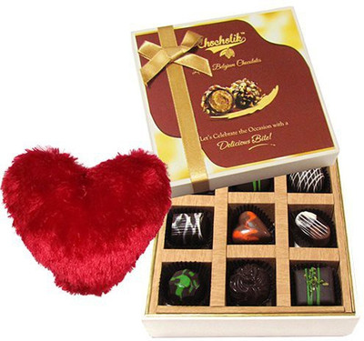 

Chocholik Cushion Gift Set