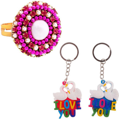 

Gomati Ethnic Showpiece Gift Set