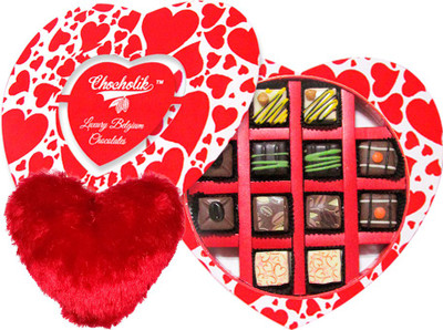 

Chocholik Cushion Gift Set