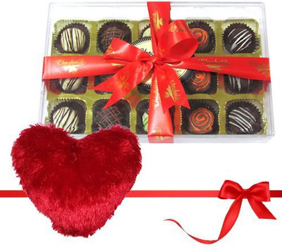 Chocholik Cushion Gift Set