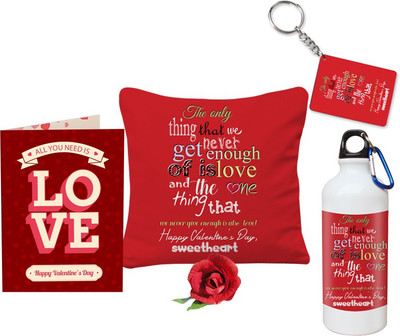 

SKY TRENDS Cushion Gift Set