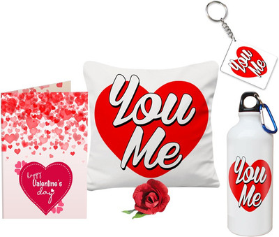 

SKY TRENDS Cushion Gift Set