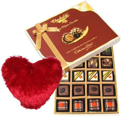 

Chocholik Cushion Gift Set