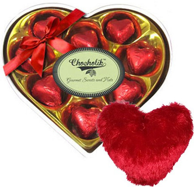 

Chocholik Cushion Gift Set