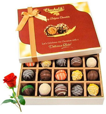 

Chocholik Artificial Flower Gift Set