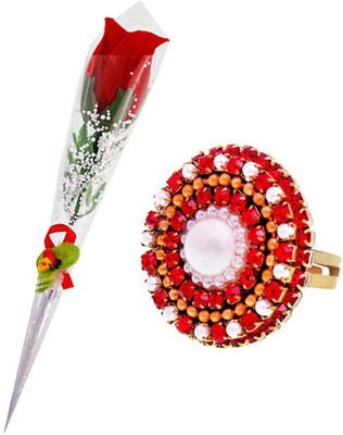 

Gomati Ethnic Showpiece Gift Set