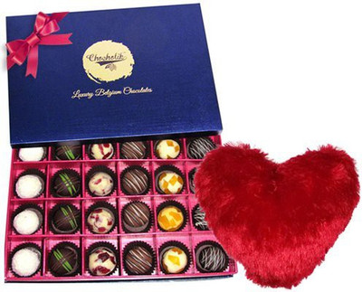 

Chocholik Cushion Gift Set