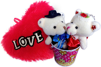 

Luxury Gifts By Nikki Soft Toy Gift Set