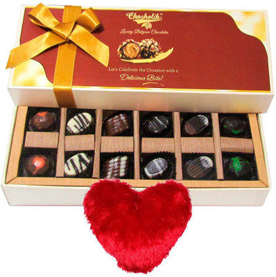 

Chocholik Cushion Gift Set