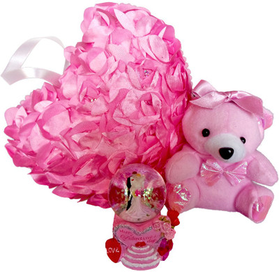

Luxury Gifts By Nikki Soft Toy, Showpiece Gift Set
