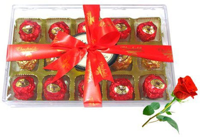 

Chocholik Artificial Flower Gift Set