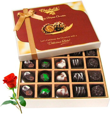 

Chocholik Artificial Flower Gift Set