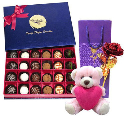 

Chocholik Greeting Card Gift Set
