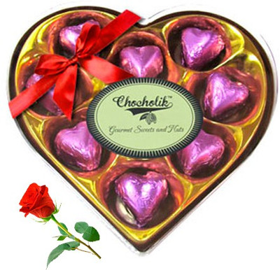 

Chocholik Artificial Flower Gift Set