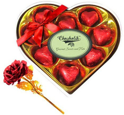 

Chocholik Artificial Flower Gift Set
