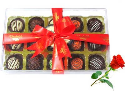 

Chocholik Artificial Flower Gift Set