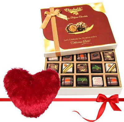 

Chocholik Cushion Gift Set
