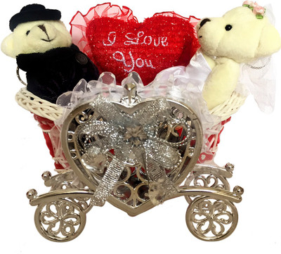 

Luxury gifts by nikki Showpiece Gift Set