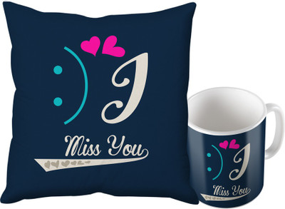 

SKY TRENDS Cushion Gift Set
