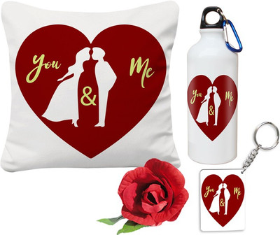 

SKY TRENDS Cushion Gift Set