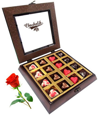 

Chocholik Artificial Flower Gift Set