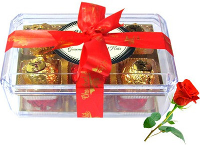 

Chocholik Artificial Flower Gift Set