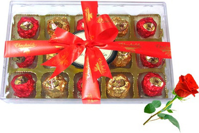 

Chocholik Artificial Flower Gift Set