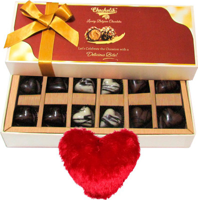 Chocholik Cushion Gift Set