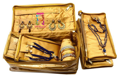 

Atorakushon Bangle Necklace Earrings Tops Studs Half Set Bag Case Storage Pouch Vanity Box(Golden)
