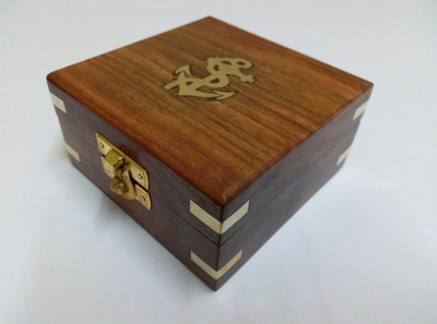 

Kartique Handmade Wooden for Women Jewel Organizer Square Anchor Décor Jewellery Vanity Box(Brown)