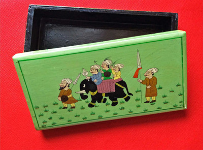 

The Koshur Kul Handmade box Multi purpose Vanity Box(Green, Black)
