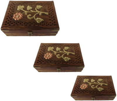 

Desi Karigar set of three makeup Vanity Box(Brown)
