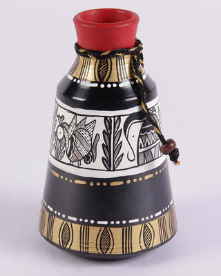 

VarEesha Terracotta Vase(7 inch, Black)