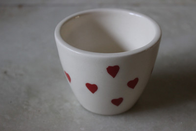 

DECARDO Ceramic Vase(3 inch, White, Red)