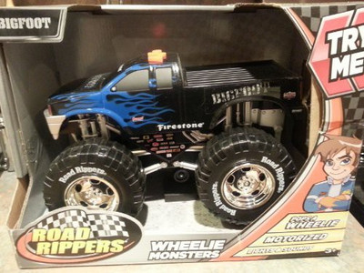 

Toy State State Road Rippers Light And Sound Wheelie Monsters Bigfoot(Black)